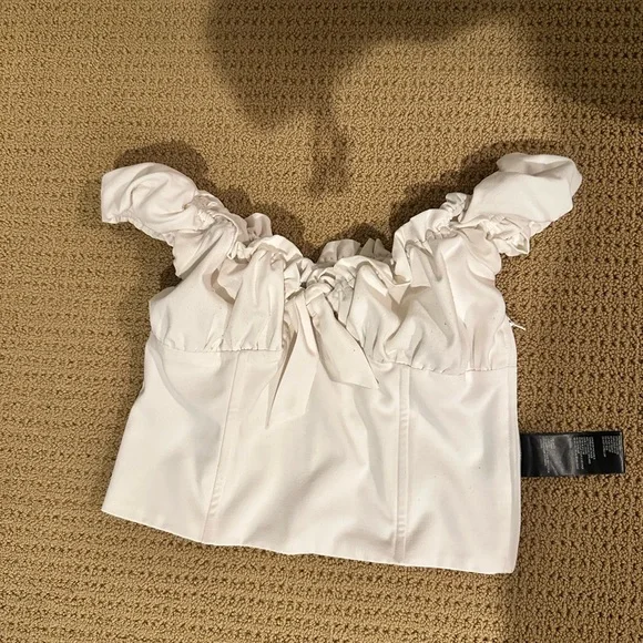 Off-Shoulder White Top - Picture 2 of 4